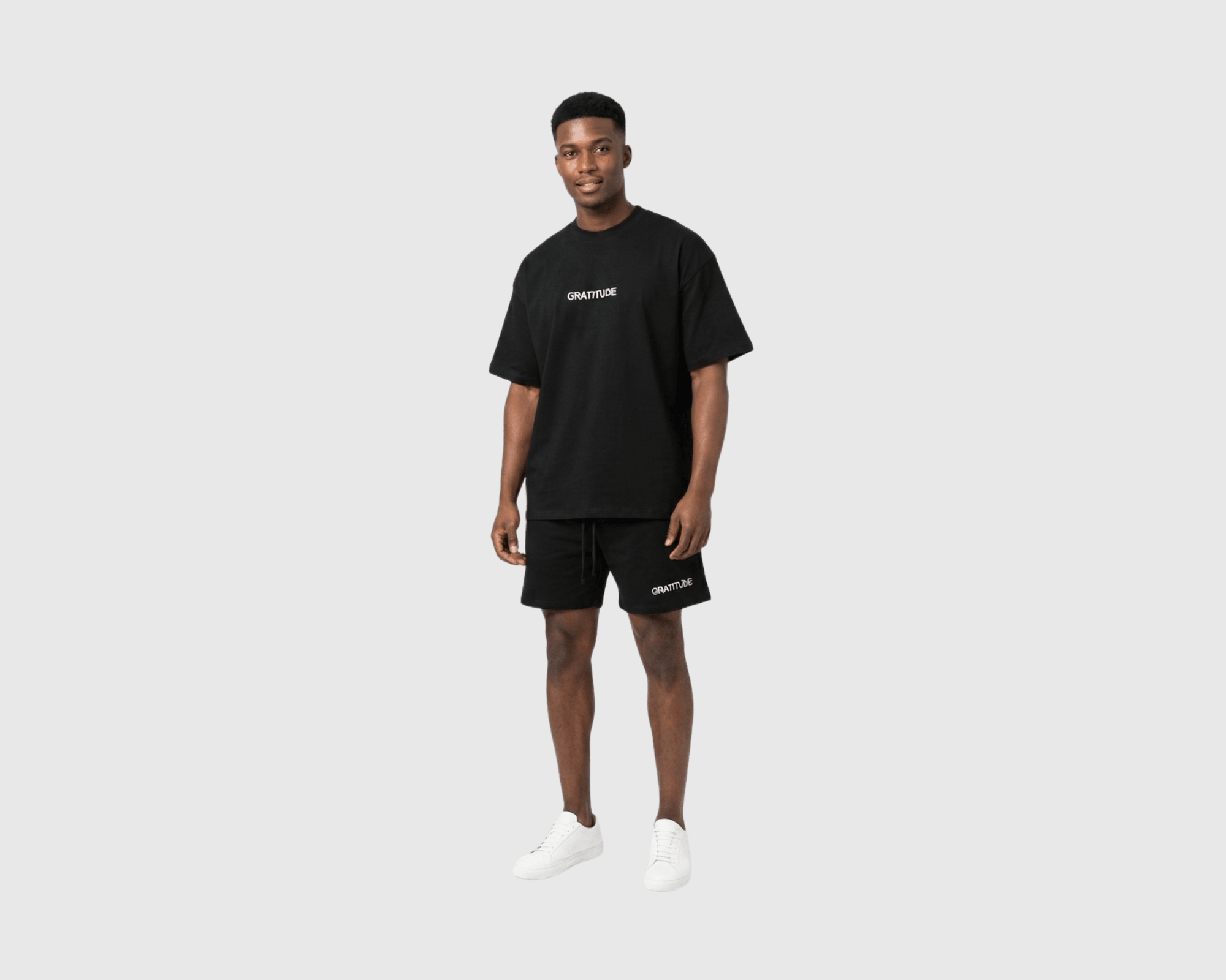 GRATITUDE Essential Sweatshorts black - 4