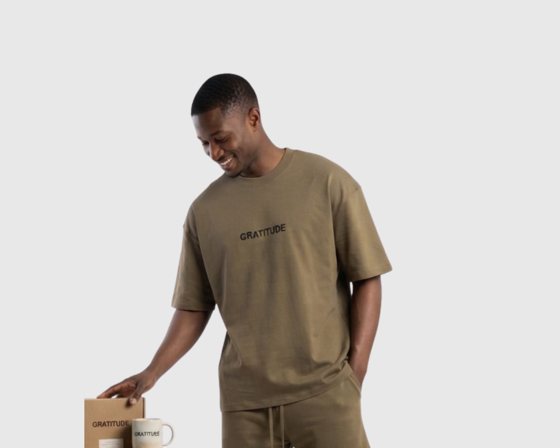 GRATITUDE Classic Tee – Vintage Presence - Dusty Brown - 3