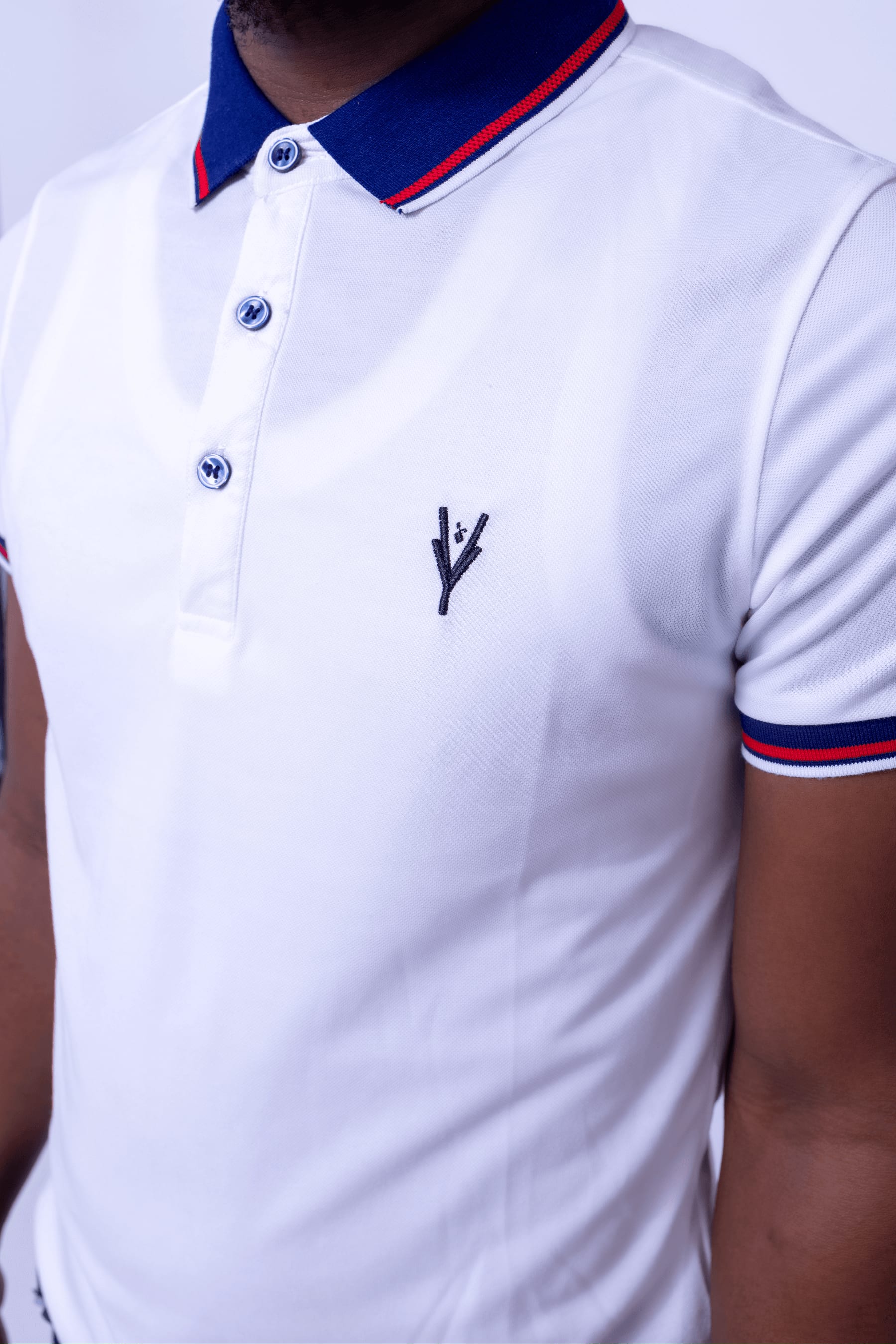 THE SIGNATURE POLO - Crimson Edition - White - 2